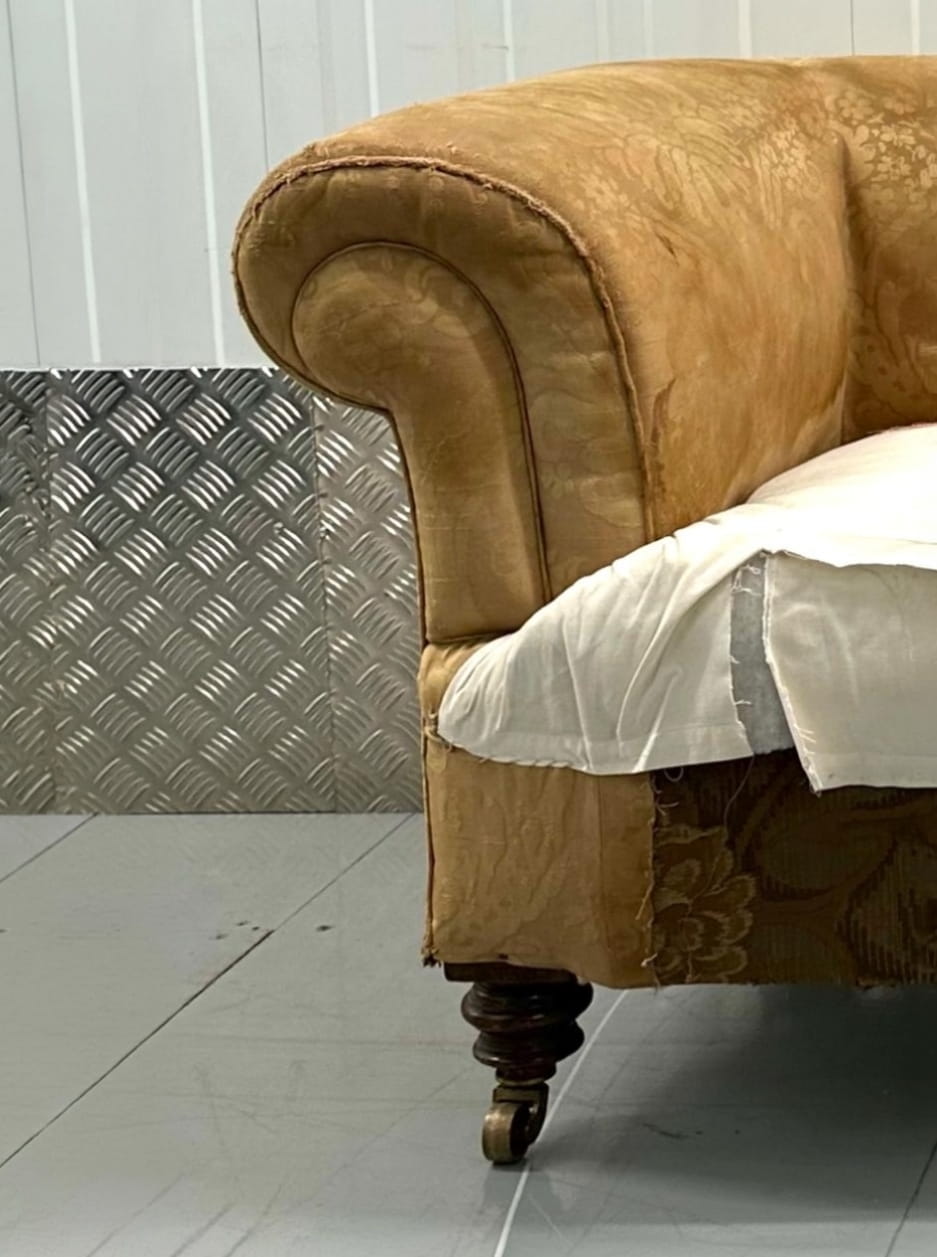 Chesterfield sofa for reupholstery 04