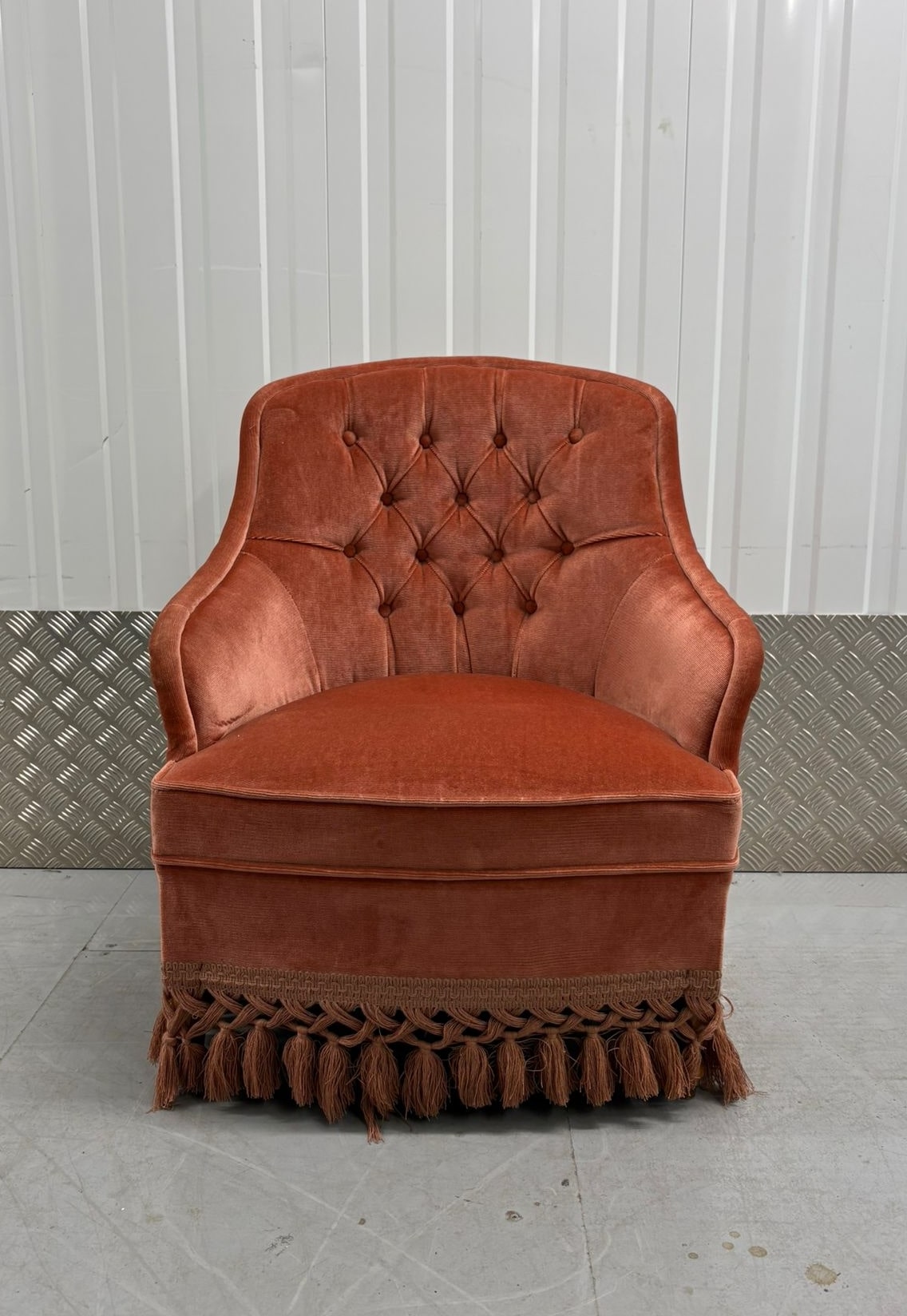 Vintage button backed chair for reupholstery 01